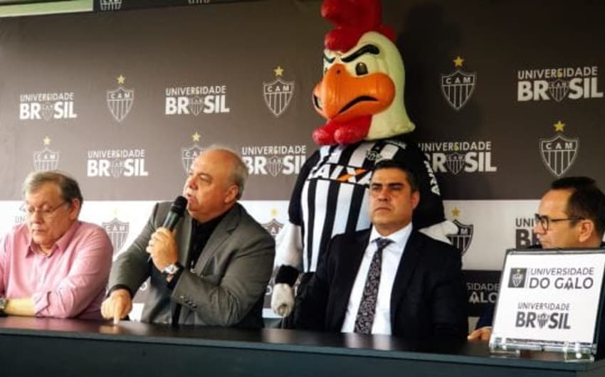 O presidente do clube, Sérgio Sette Câmara, fez o anúncio oficial nesta  terça-feira