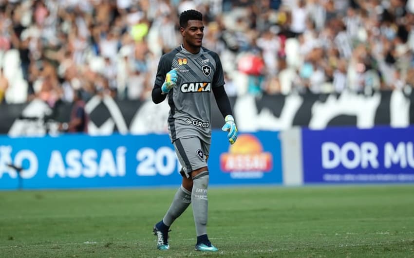 Botafogo x São Paulo - Saulo