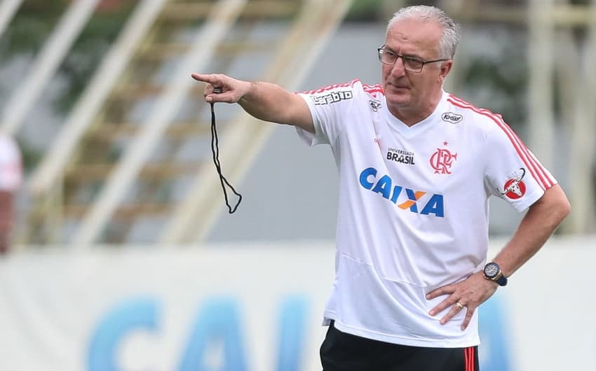 Dorival Júnior em seu primeiro treino no Flamengo