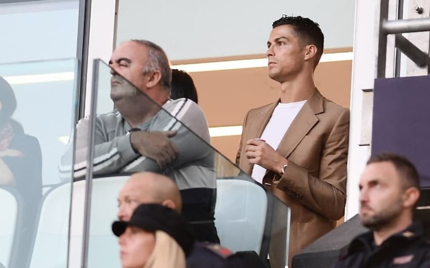 Cristiano Ronaldo foi acusado recentemente por uma possível tentativa de estupro da modelo americana Katrhyn Mayorga, em Las Vegas, no ano de 2009