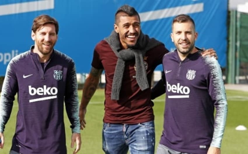 Messi, Paulinho e Alba - Barcelona