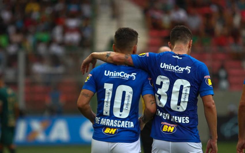 Thiago Neves e Arrascaeta - Cruzeiro