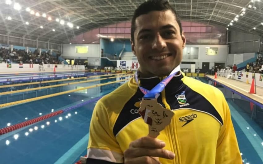 Brasil conquista mais nove medalhas nas disputas de sexta-feira pelo Campeonato Sul-Americano de Natação