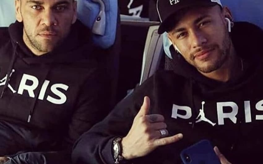 Daniel Alves e Neymar