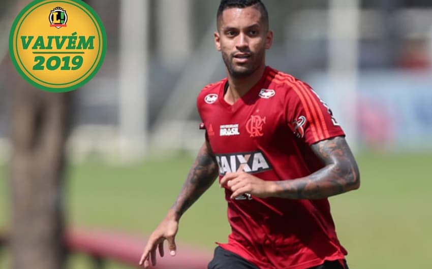 Em baixa no Flamengo, Rômulo pode se reposicionar no mercado brasileiro VAIVÉM