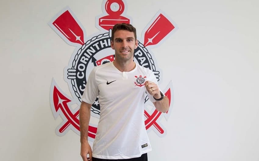 Mauro Boselli é anunciado pelo Corinthians