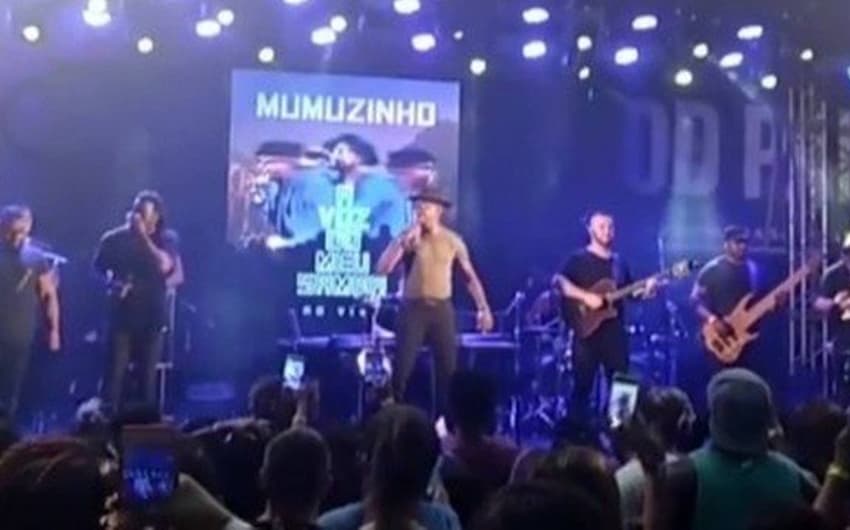 Mumuzinho - Show no Estadio Nilton Santos