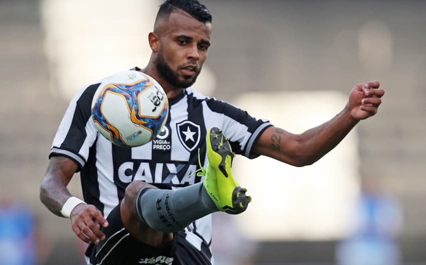Imagens de Alex Santana pelo Botafogo