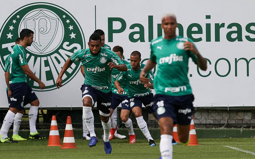 Borja segue sem concorrência no Campeonato Paulista e precisa provar valor