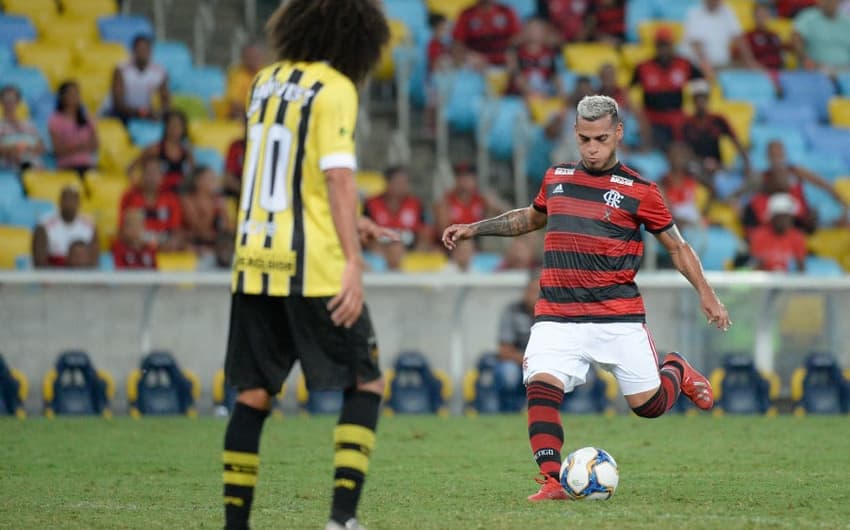 Flamengo x Volta Redonda Trauco