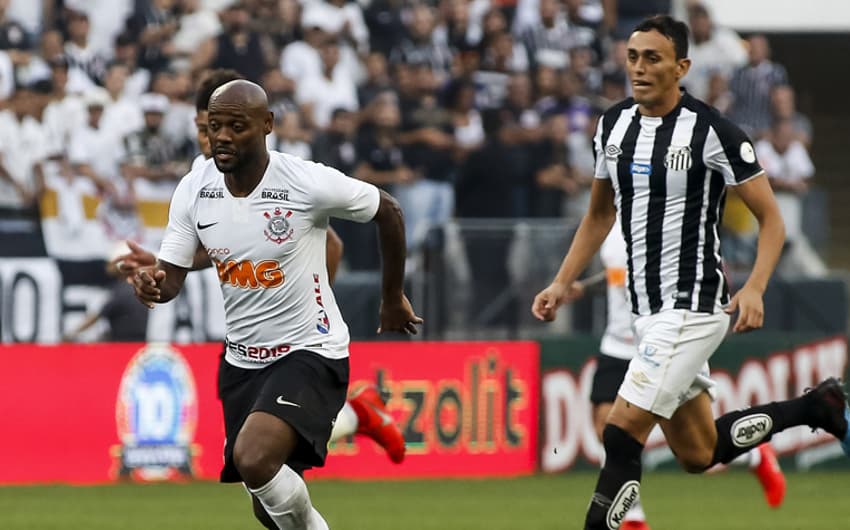 Corinthians x Santos Vagner Love e Diego Pituca