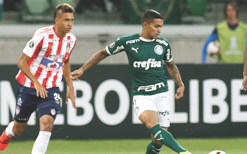 O Palmeiras recuperou-se na Libertadores com goleada por 3 a 0 sobre o Junior, no Allianz Parque. O atacante Dudu foi o protagonista do triunfo, com um golaço de fora da área e uma linda assistência no terceiro gol (notas por Paulo Victor Reis)&nbsp;