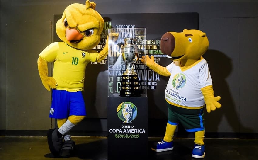 Mascotes da Seleção Brasileira e da Copa América