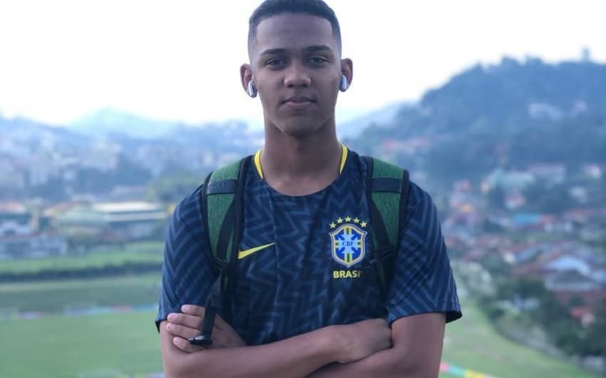 Guilherme - Botafogo (Sub-17)