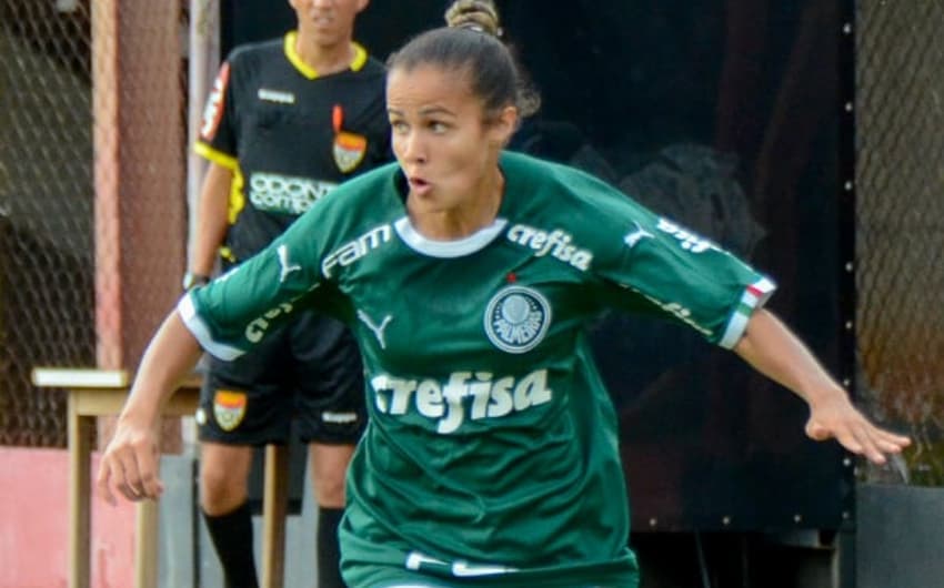 Mônica fez dois gols na vitória por 3 a 1 do Palmeiras em Franca