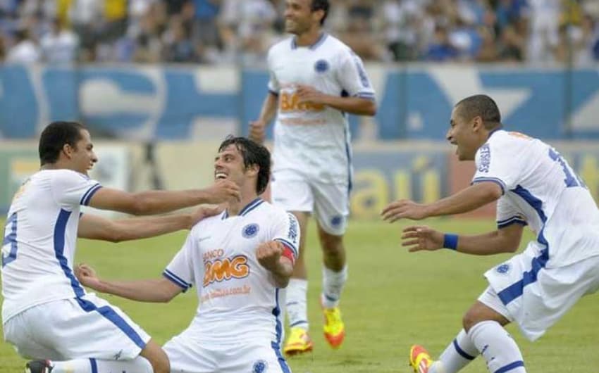 Cruzeiro 6 x 1 Atlético-MG - 2011