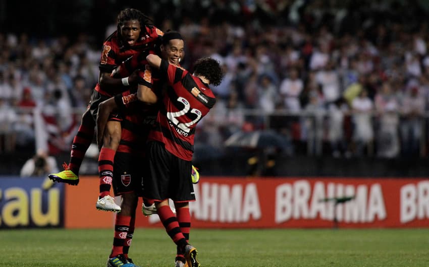 São Paulo 1 x 2 Flamengo - 02/10/2011