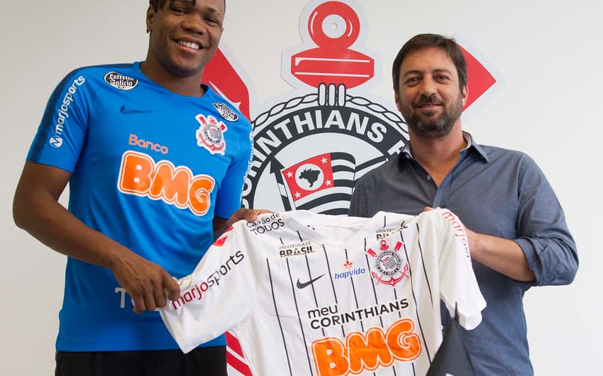 Jogador revelado na Ponte Preta assinou com o Corinthians
