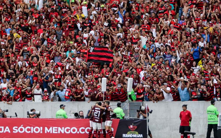 Flamengo 3 x 2 Athletico: as imagens da partida no Maracanã