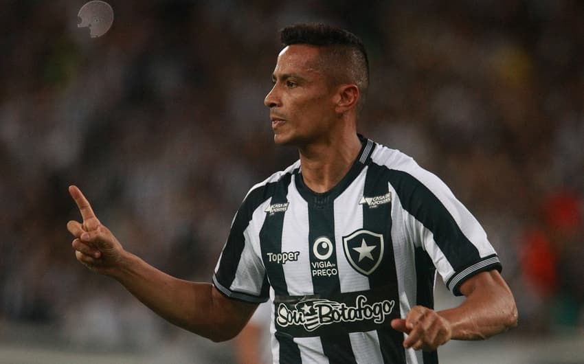 Botafogo 4 x 0 Sol de América: as imagens da partida