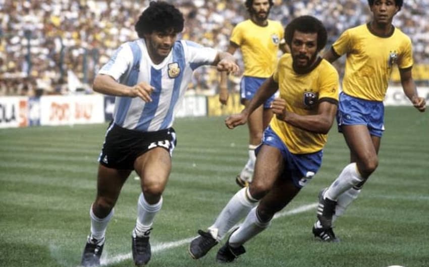 Argentina 1 x 3 Brasil Copa 1982