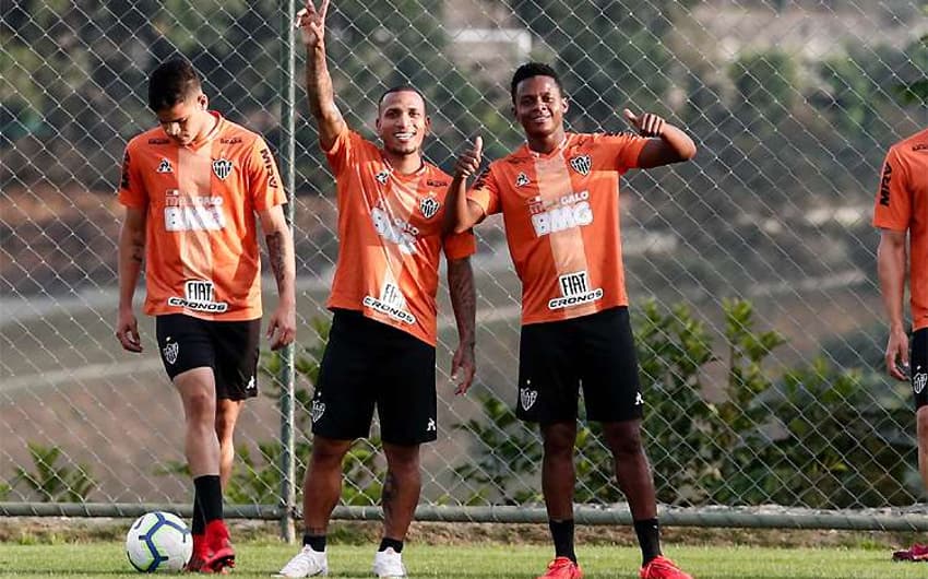 Cazares e Otero reeditam uma parceria que fez bons jogos pelo Atlético-MG