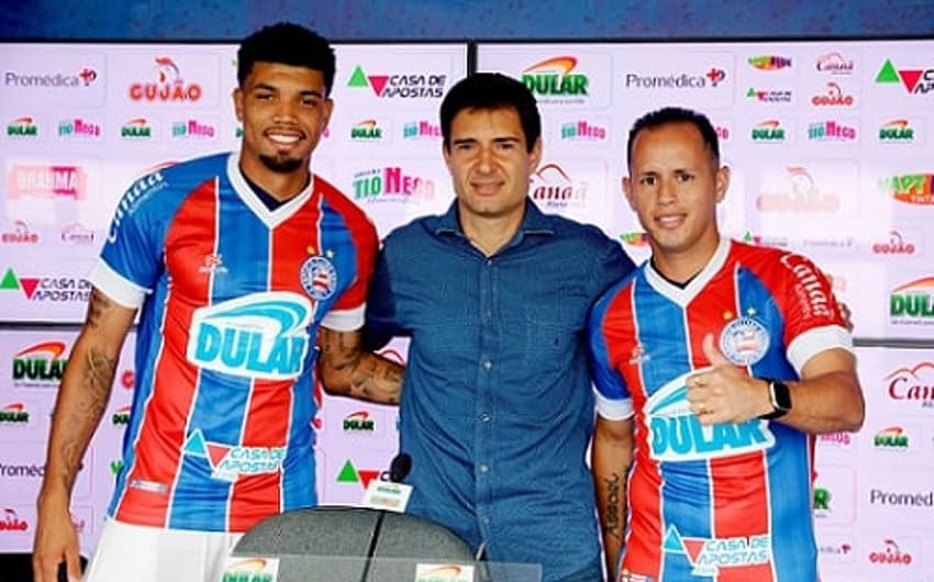 Juninho, Alejandro Guerra e o diretor de futebol do Bahia, Diego Cerri