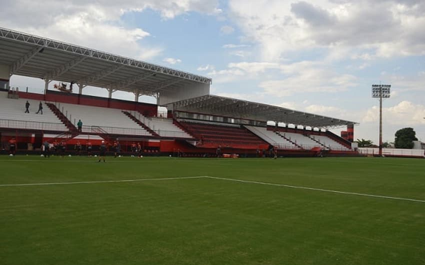 Estádio Antônio Accioly