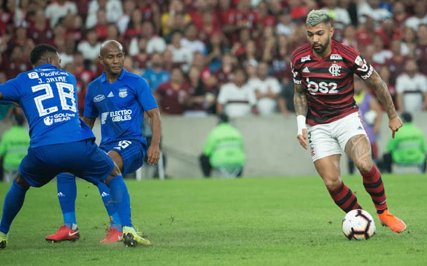 O Flamengo conseguiu a classificação para as quartas de final da Libertadores. A equipe de Jorge Jesus venceu o Emelec por 2 a 0, dois de Gabigol - o destaque da partida - e superou o adversário nas penalidades, com 100% de aproveitamento. Veja abaixo as notas do Rubro-Negro por Gabriel Rodrigues (gabrielrodrigues@lancenet.com.br).