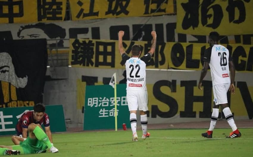 Matheus Savio faz primeiro gol no Japão