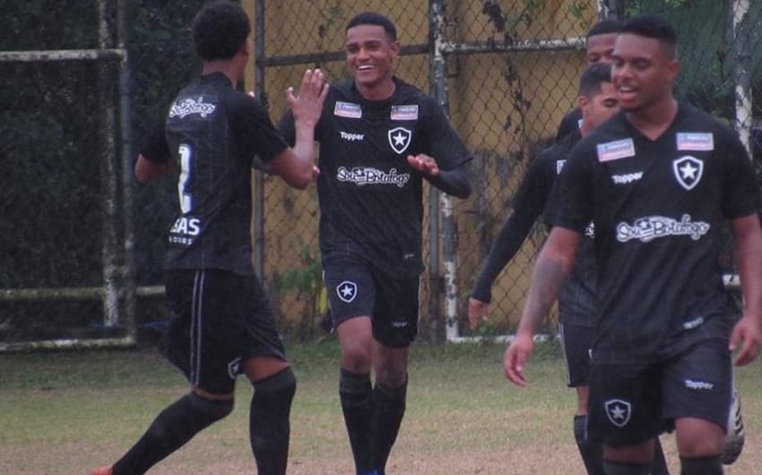Botafogo x Macaé - Sub-20