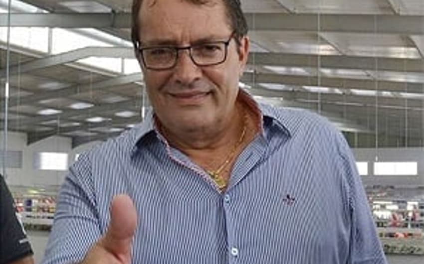 Pedro Lourenço teve seu nome ventllado como candidato à presidência do Cruzeiro  e recebeu apoio nas redes sociais
