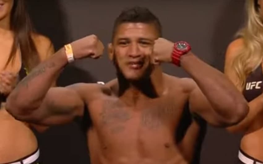 Gilbert Durinho entrou no card há cerca de 15 dias e ficou dentro do limite dos meio-médios (Foto: Reprodução/YouTube/UFC)