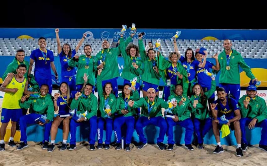 Com 12 pódios, Time Brasil encerra os Jogos Mundiais de Praia como líder no número total de medalhas