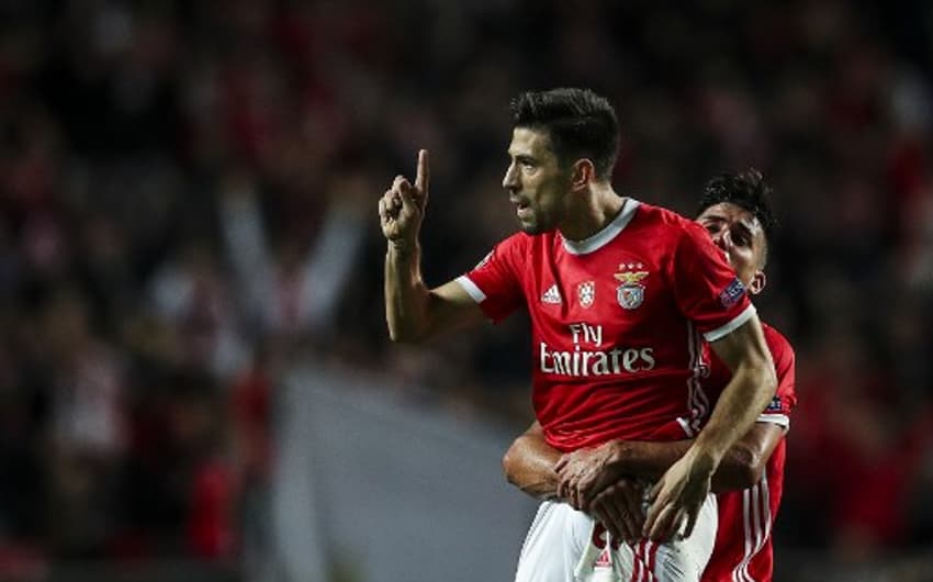 Benfica vence com gol de Pizzi