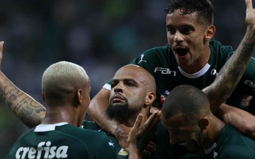 Confira a seguir a galeria especial do LANCE! com imagens da vitória do Palmeiras sobre o São Paulo nesta quarta-feira