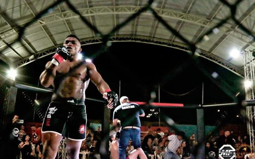 Gian Patolino é uma das grandes revelações do MMA nacional (Foto: divulgação Macaíba Fight)