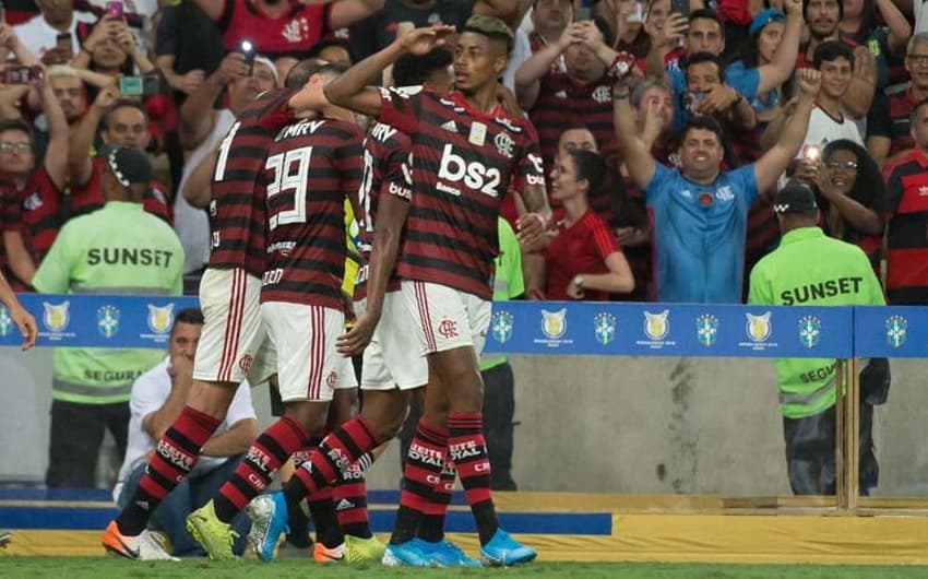 Confira a seguir a galeria especial do LANCE! com as imagens da vitória do Flamengo sobre o Ceará nesta quarta
