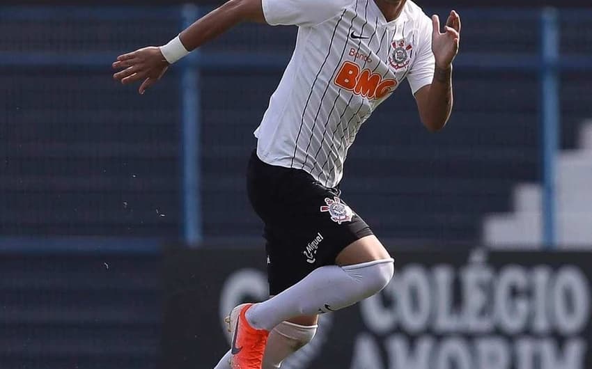 Kelvin chegou ao Corinthians no segundo semestre da temporada