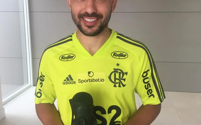Everton Ribeiro - Troféu João Saldanha