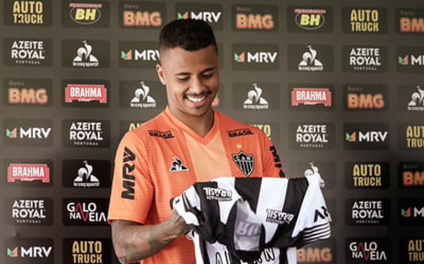 Allan chegou ao Galo depois de uma árfua disputa com alvinegro com o Fluminense pelo jogador