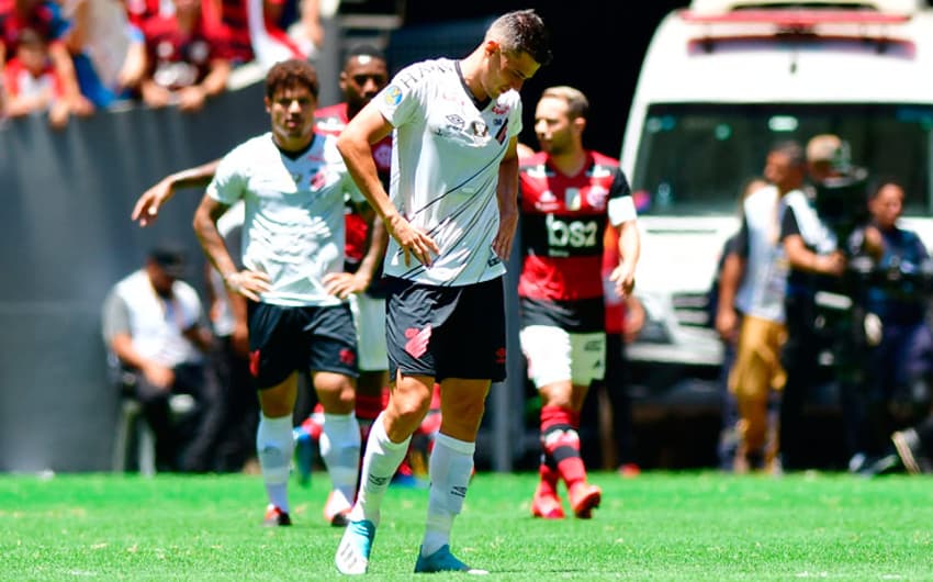 Flamengo x Athletico-PR - Lamentação