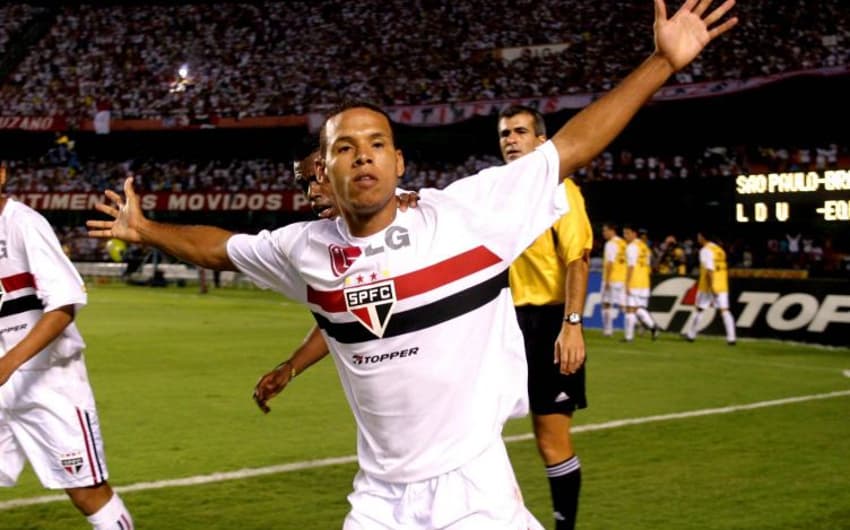 São Paulo 1 x 0 LDU - Libertadores 2004
