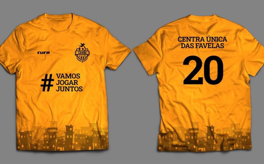 Camisetas do projeto entre o Caioba Soccer Camp