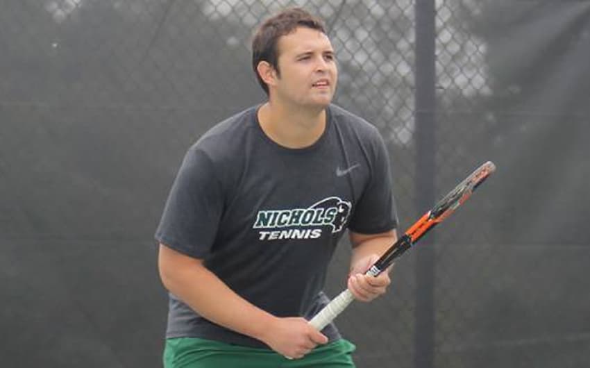 Sebastian Peñaloza, tenista da NCAA que cometeu suicídio aos 25 anos