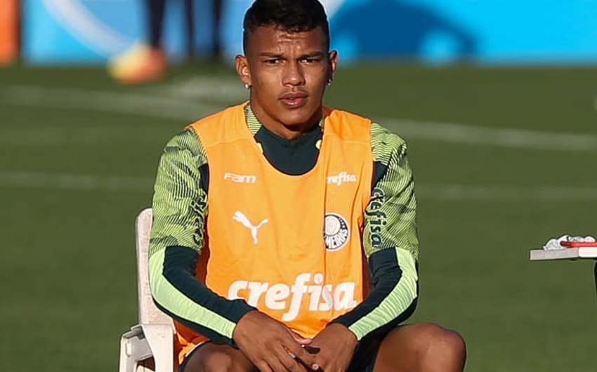 Gabriel Veron Palmeiras