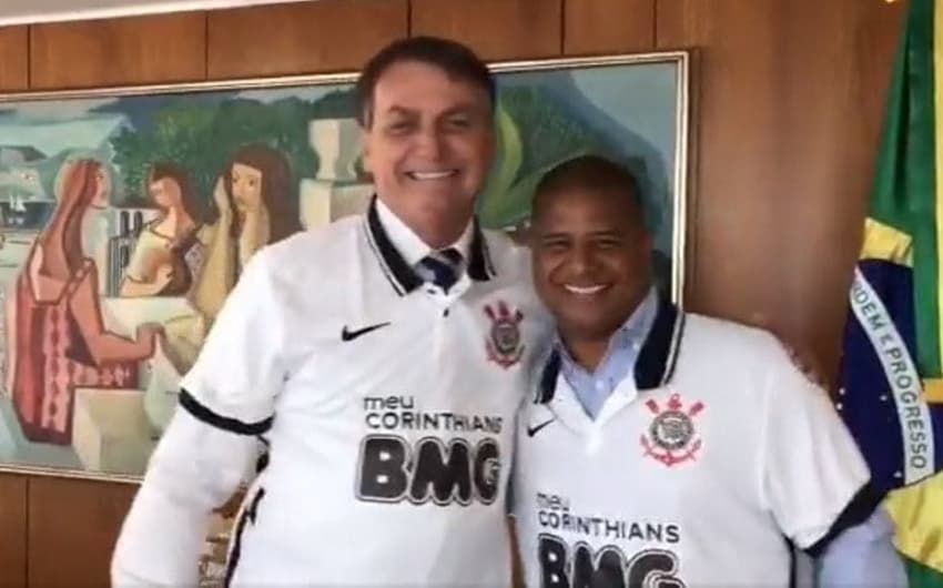 Bolsonaro e Marcelinho - Camisa Corinthians