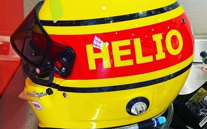 O capacete especial de Helio Castroneves para a Indy 500 (Foto: Divulgação)