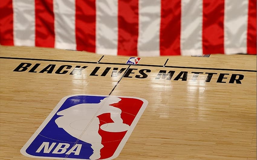 Em protesto à morte de Jacob Blake, NBA não teve partidas no meio de semana. A WNBA também não teve jogos