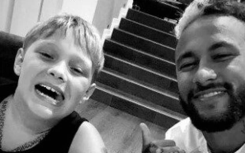 Neymar e filho coronavírus